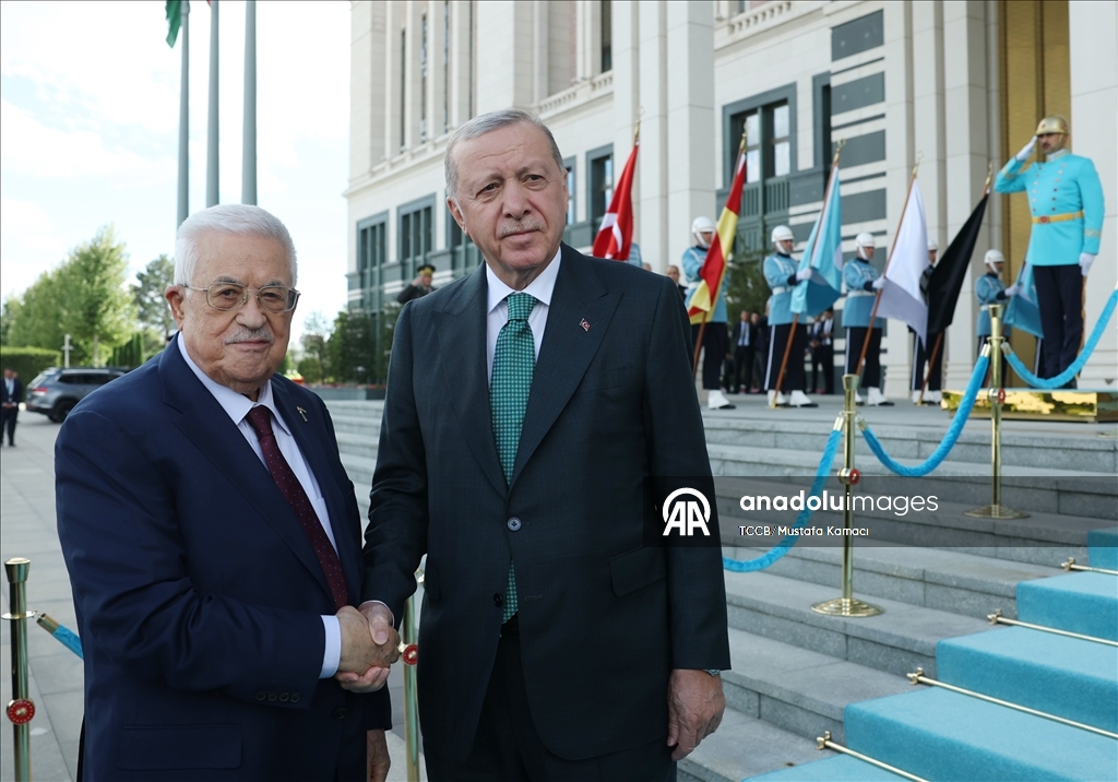 Cumhurbaşkanı Erdoğan, Filistin Devlet Başkanı Abbas ile görüştü
