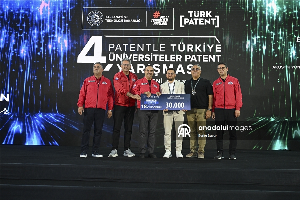 Sanayi ve Teknoloji Bakanı Kacır, Patentle Türkiye 4. Üniversiteler Patent Yarışması Ödül Töreni'ne katıldı