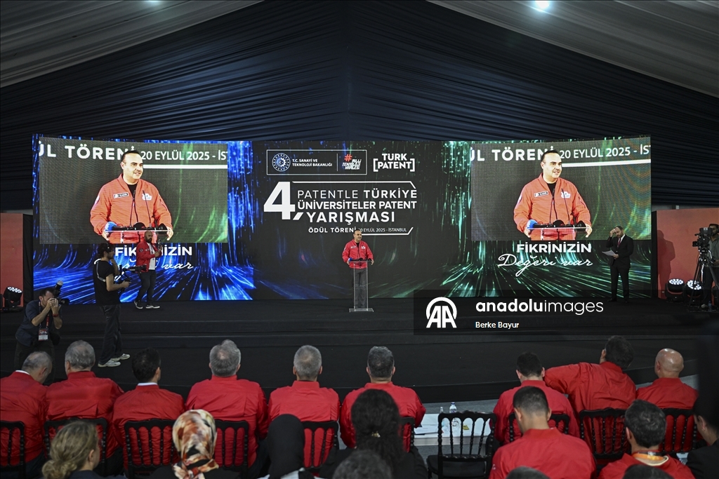 Sanayi ve Teknoloji Bakanı Kacır, Patentle Türkiye 4. Üniversiteler Patent Yarışması Ödül Töreni'ne katıldı