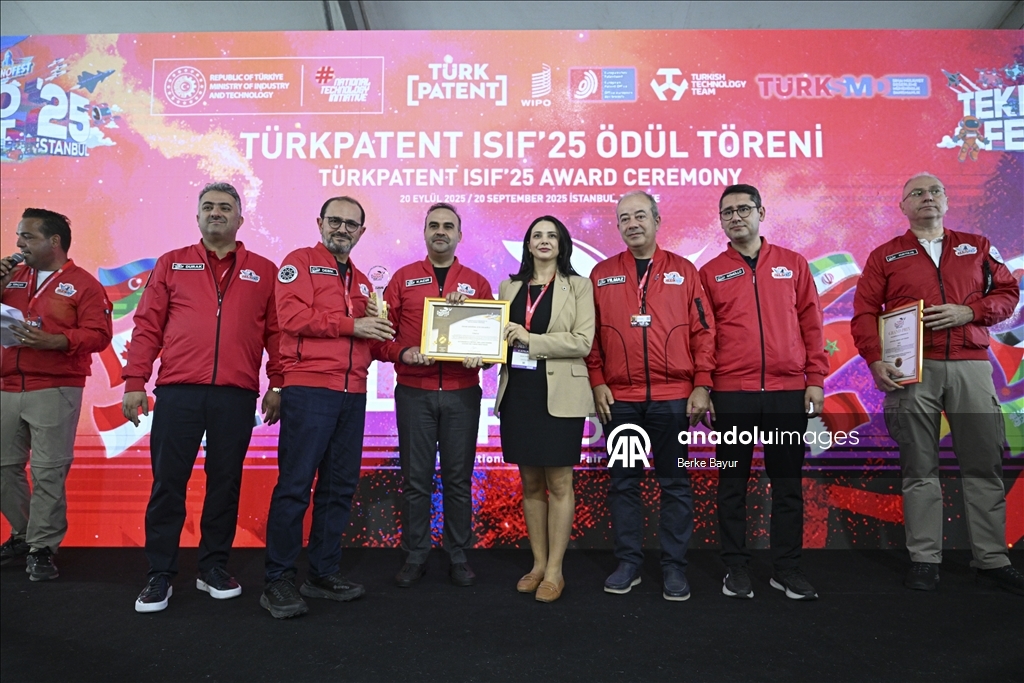 Sanayi ve Teknoloji Bakanı Kacır, "TÜRKPATENT ISIF'25" ödül törenine katıldı