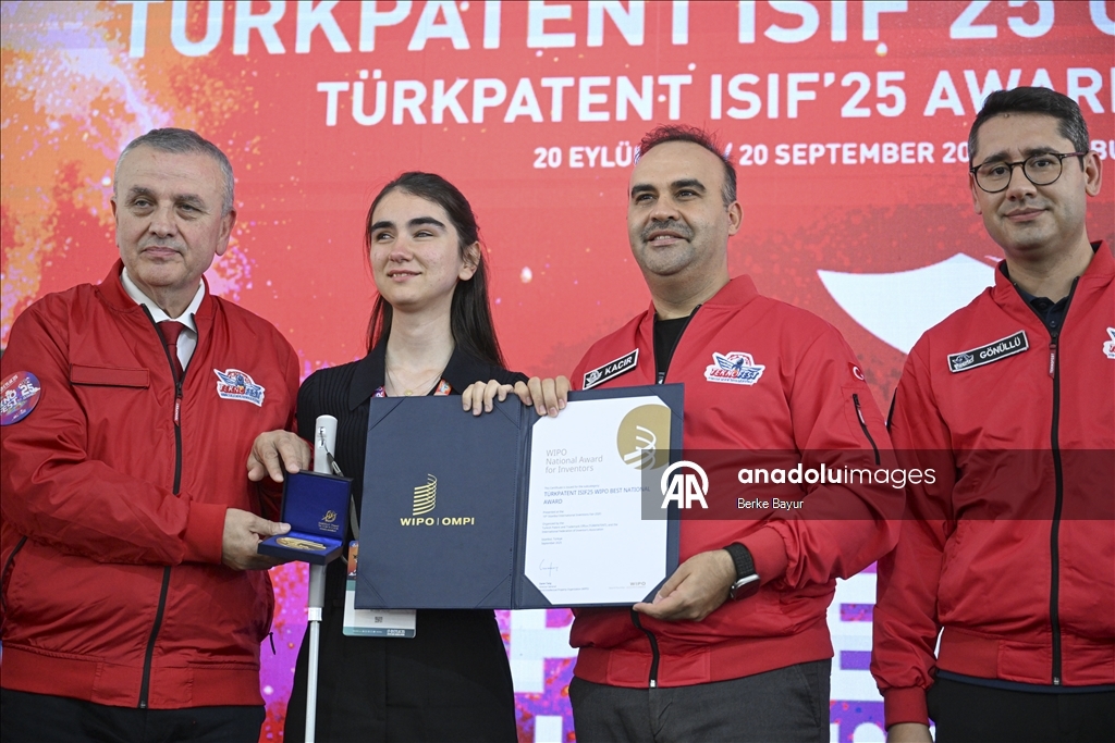 Sanayi ve Teknoloji Bakanı Kacır, "TÜRKPATENT ISIF'25" ödül törenine katıldı