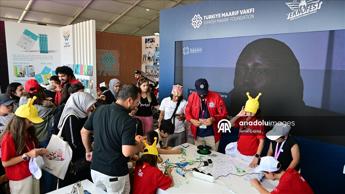 Türkiye Maarif Vakfının farklı ülkelerden gelen öğrencileri TEKNOFEST'te yerini aldı