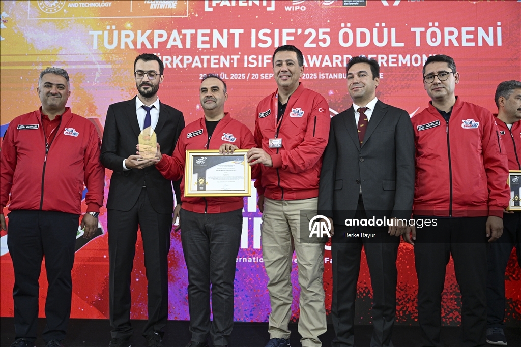 Sanayi ve Teknoloji Bakanı Kacır, "TÜRKPATENT ISIF'25" ödül törenine katıldı