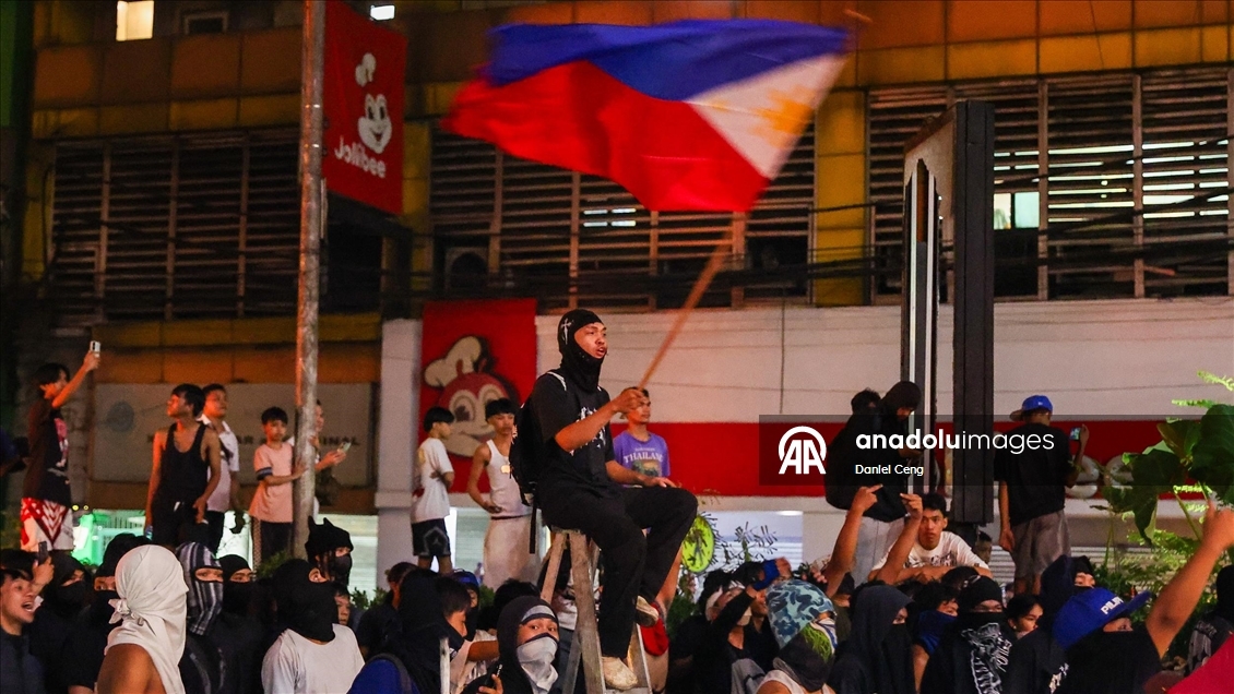 Filipinler’in başkenti Manila'da yolsuzluğa karşı protesto düzenlendi