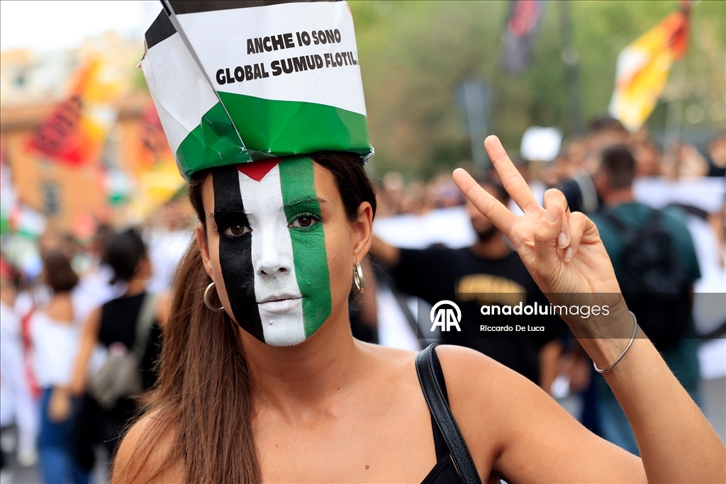 İtalya'da Gazze için genel greve gidildi
