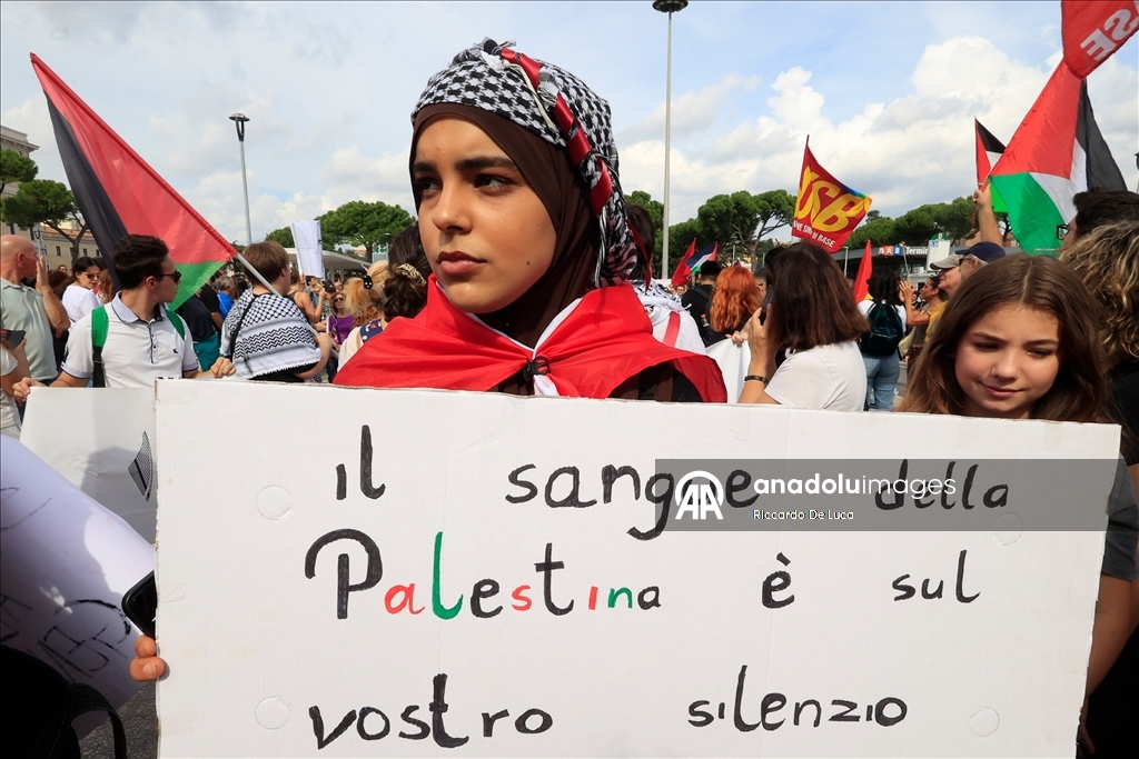 İtalya'da Gazze için genel greve gidildi