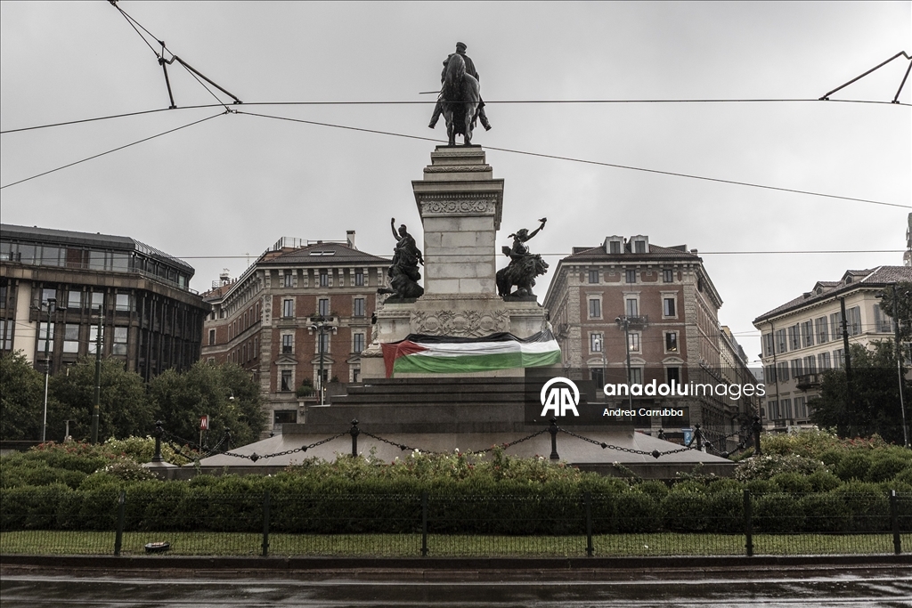 Milano'da Filistin destekçileriyle polis arasında arbede çıktı