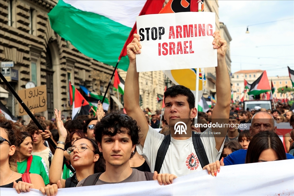 İtalya'da Gazze için genel greve gidildi