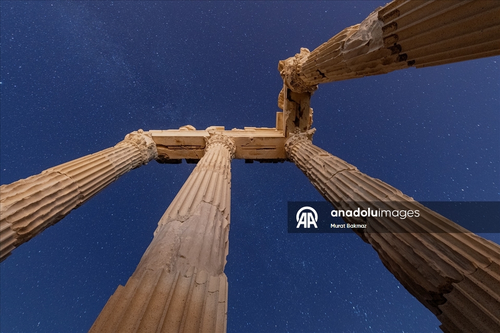 Pergamon Antik Kenti'nde yıldızlı gece
