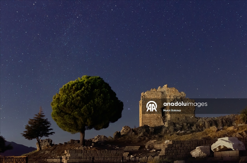 Pergamon Antik Kenti'nde yıldızlı gece