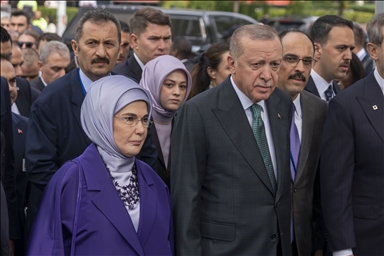 أردوغان يتوجه من "البيت التركي" إلى مبنى الأمم المتحدة سيرا على الأقدام 