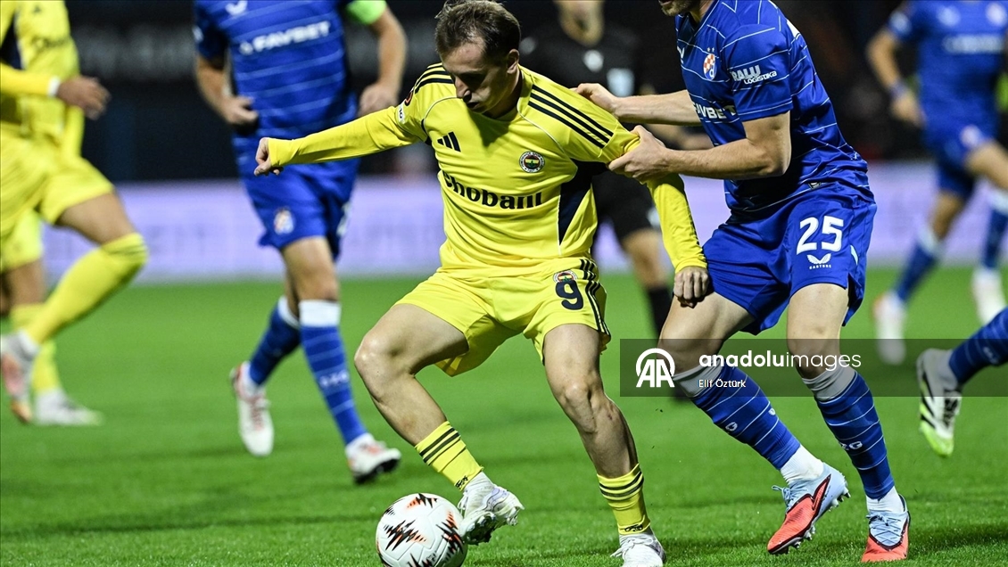 Fenerbahçe, UEFA Avrupa Ligi'ne Dinamo Zagreb mağlubiyetiyle başladı