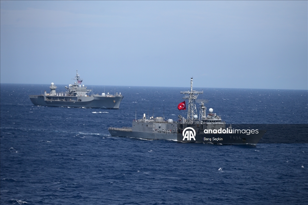 Турецкие ВМС участвуют в учениях НАТО «Neptune Strike 25.3»