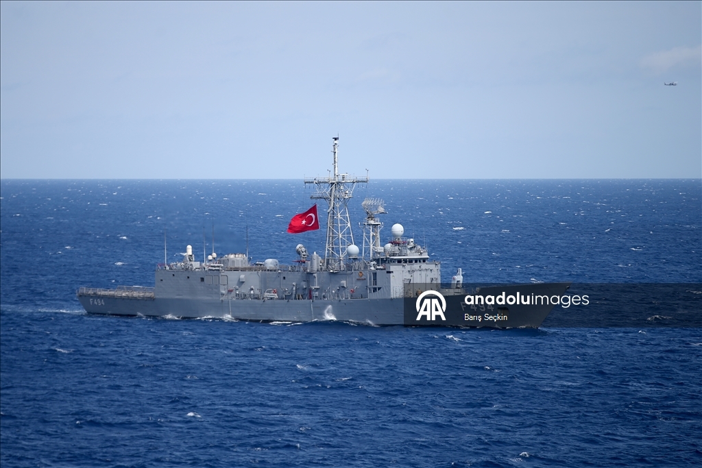 Турецкие ВМС участвуют в учениях НАТО «Neptune Strike 25.3»
