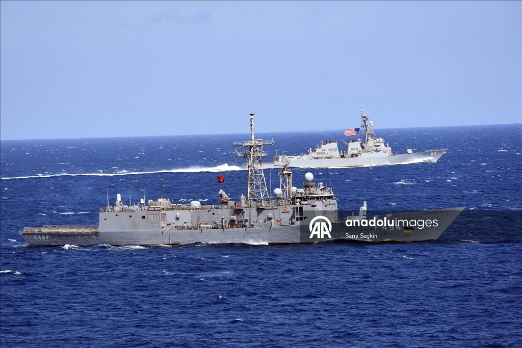 Турецкие ВМС участвуют в учениях НАТО «Neptune Strike 25.3»