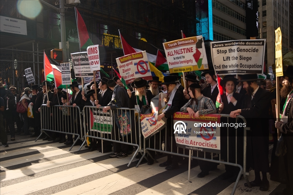 Times Meydanı'nda Netanyahu protestosu