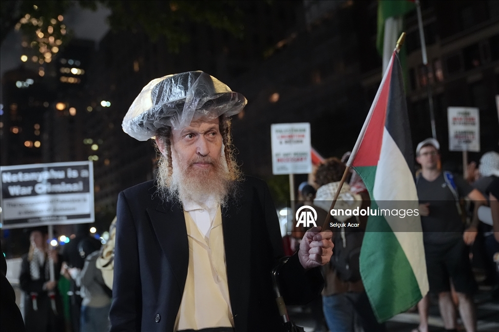 Pro-Palestinian Americans protest Netanyahu in New York
