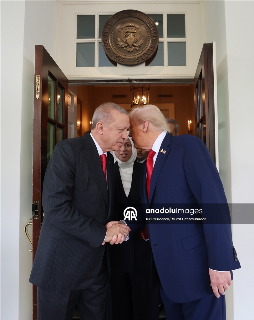 أردوغان يغادر البيت الأبيض عقب مباحثاته مع ترامب
