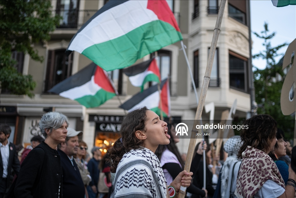 احتجاج واسع بمهرجان سان سباستيان السينمائي في إسبانيا ضد الإبادة بغزة
