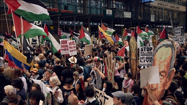 Times Meydanı'nda Netanyahu protestosu