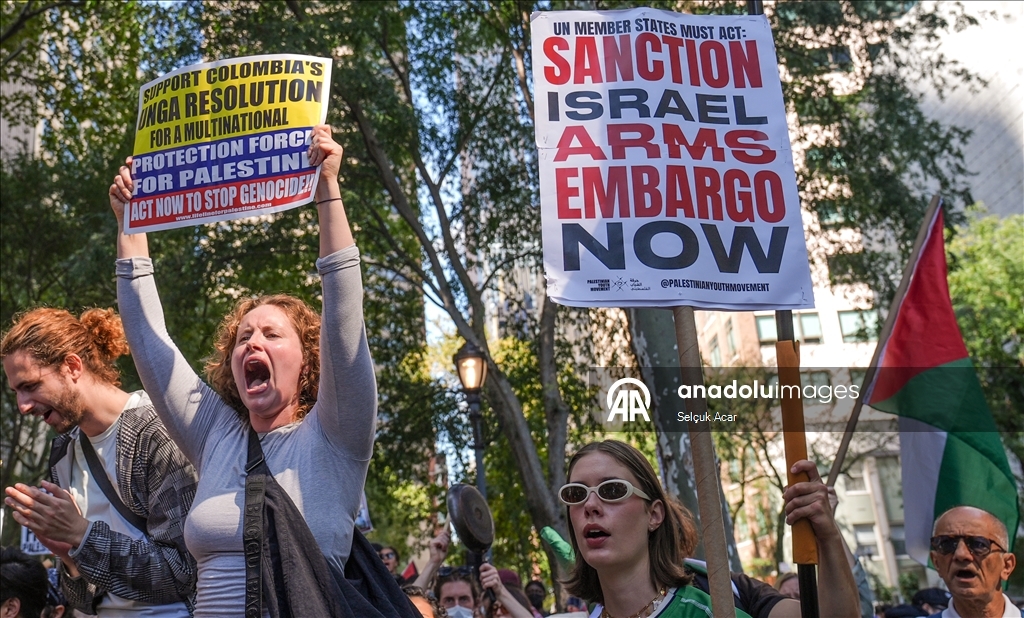 Сторонники Палестины организовали акцию протеста против выступления Нетаньяху на 80-й сессии Генассамблеи ООН