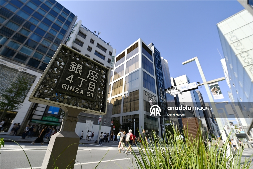 Apple, Tokyo’daki Ginza mağazasını yeniden tasarım sonrası tekrar açtı