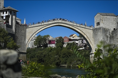 Iznad smaragdne Neretve: Stari most kao srce i duša Mostara 