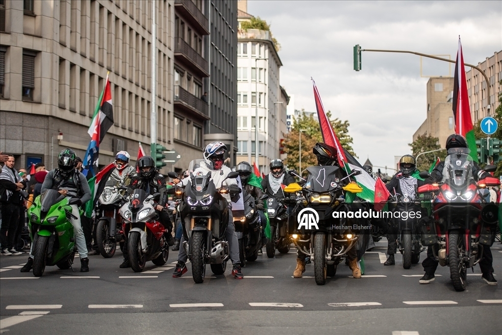 В Дюссельдорфе прошла акция в поддержку Палестины 4