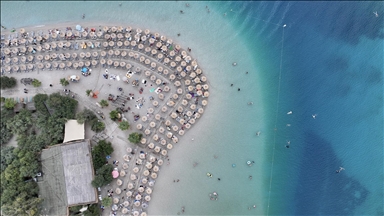 Fethiye ve Marmaris sahillerinde yoğunluk sürüyor
