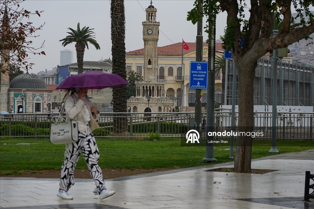 İzmir'de 121 gün sonra yağmur yağdı