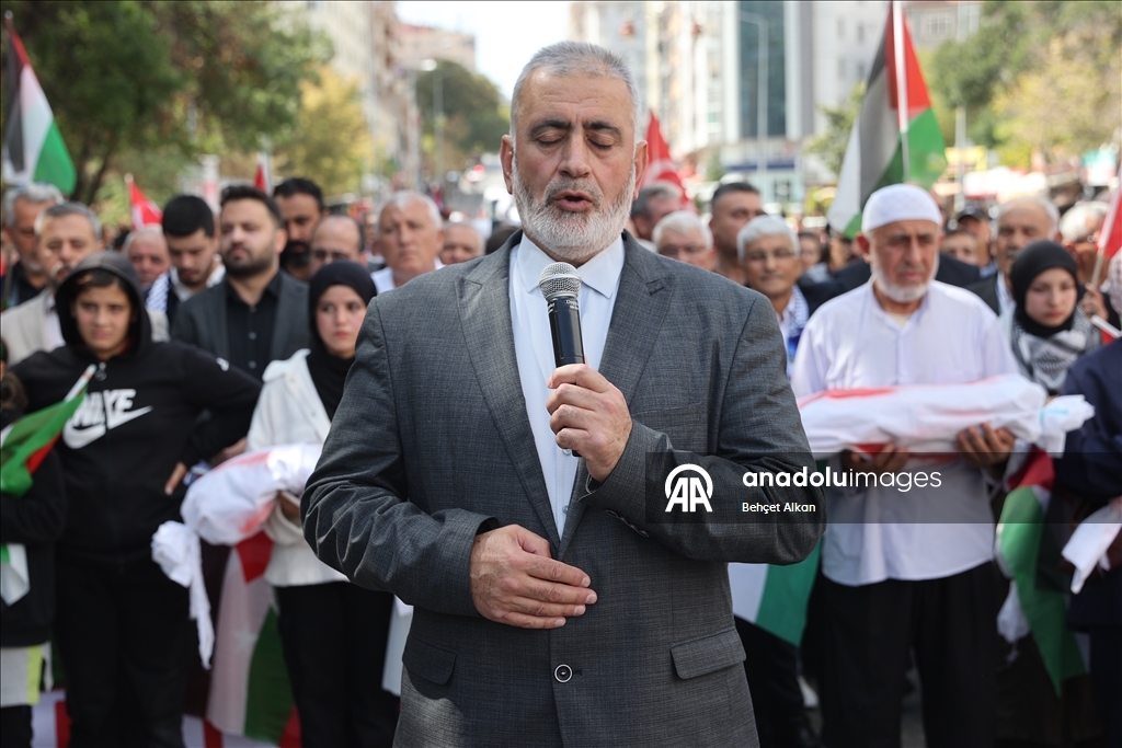 نوشهير التركية.. مشاركة رسمية وشعبية بمسيرة دعما لـ"أسطول الصمود"