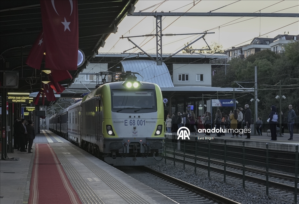 Paris'ten yola çıkan Orient Express, yılın ikinci seferi için İstanbul'a geldi