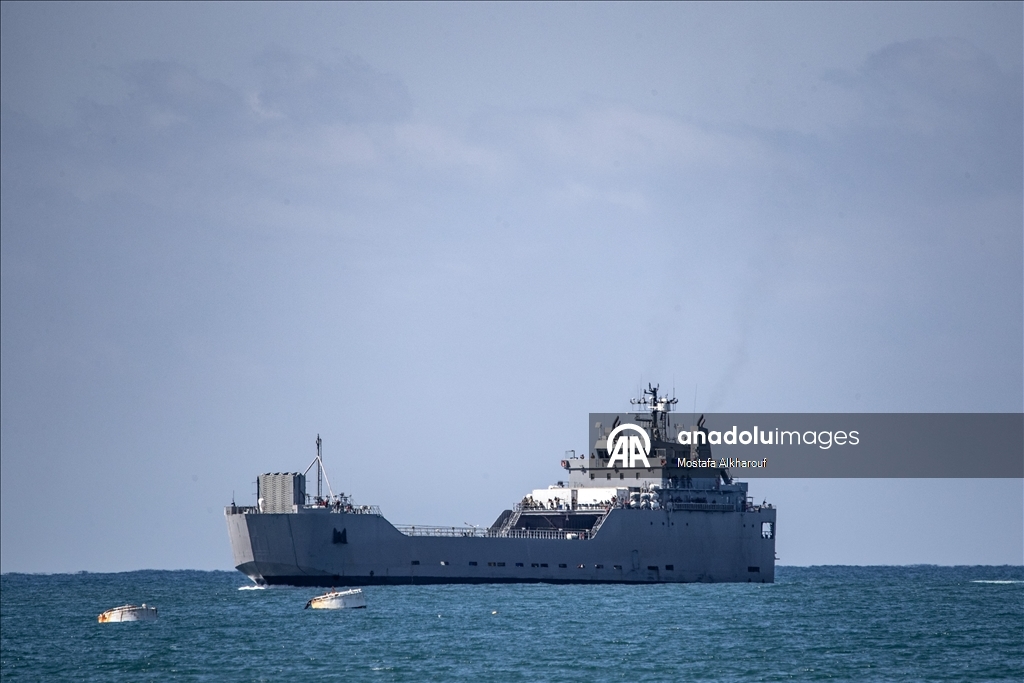 İsrail'in yasa dışı alıkoyduğu Küresel Sumud Filosu'ndaki bazı gemiler ve aktivistler Aşdod Limanı'na getirildi
