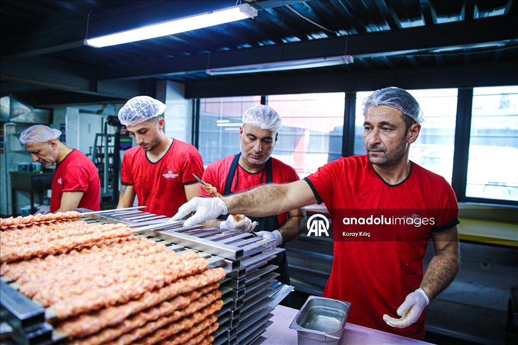 Kebabpêjên Edeneyî ji 9emîn Festîvala Tamê ya Edeneyê ya Navneteweyî ra amade ne