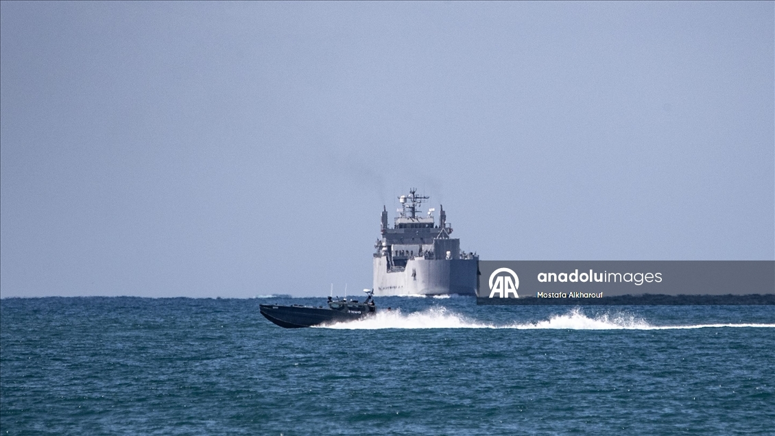 İsrail'in yasa dışı alıkoyduğu Küresel Sumud Filosu'ndaki bazı gemiler ve aktivistler Aşdod Limanı'na getirildi