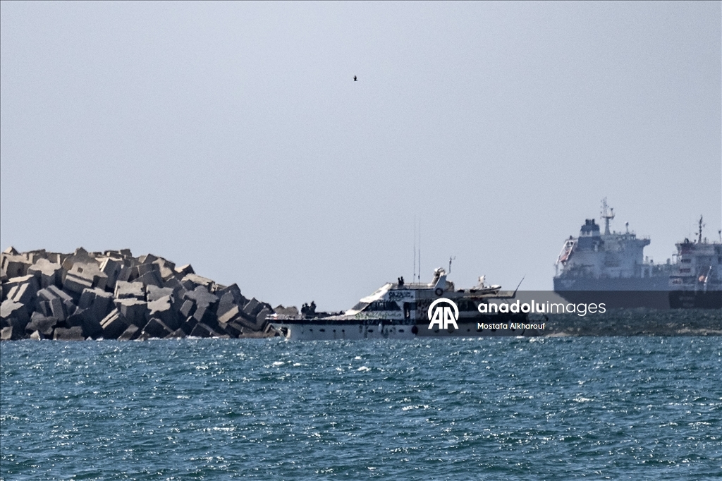 وصول بعض سفن "أسطول الصمود" المحتجزة إلى ميناء أسدود الإسرائيلي