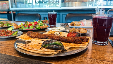 Kebabpêjên Edeneyî ji 9emîn Festîvala Tamê ya Edeneyê ya Navneteweyî ra amade ne