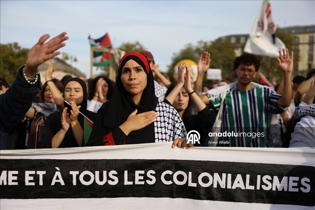 Продолжаются протесты против атаки Израиля на флотилию Global Sumud 29