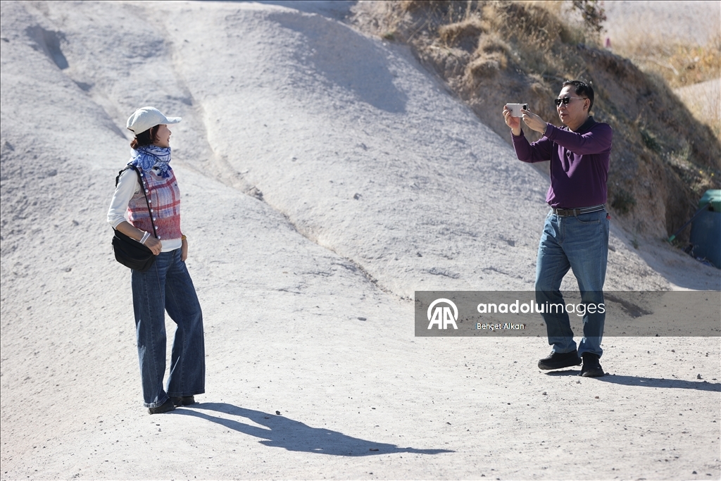 Chinese tourists flock to Cappadocia during "Golden Week" holiday