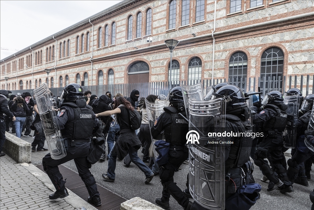 İtalya’da İsrail’in Küresel Sumud Filosu’na saldırısını protesto etmek üzere genel greve gidildi