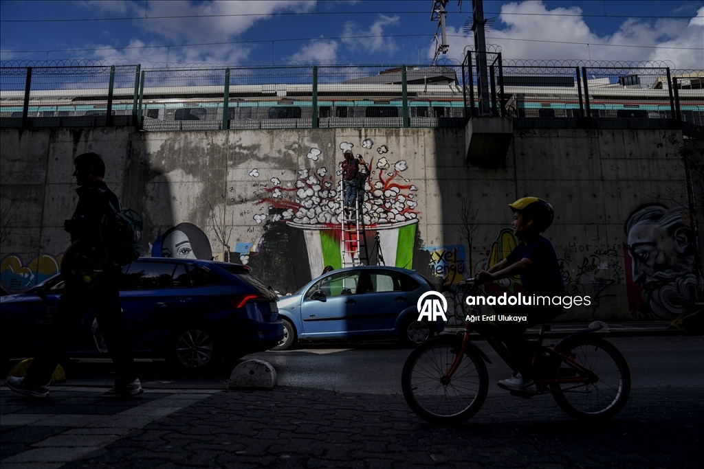 Artist Axel Mengu’s mural in Istanbul condemns global silence on Gaza