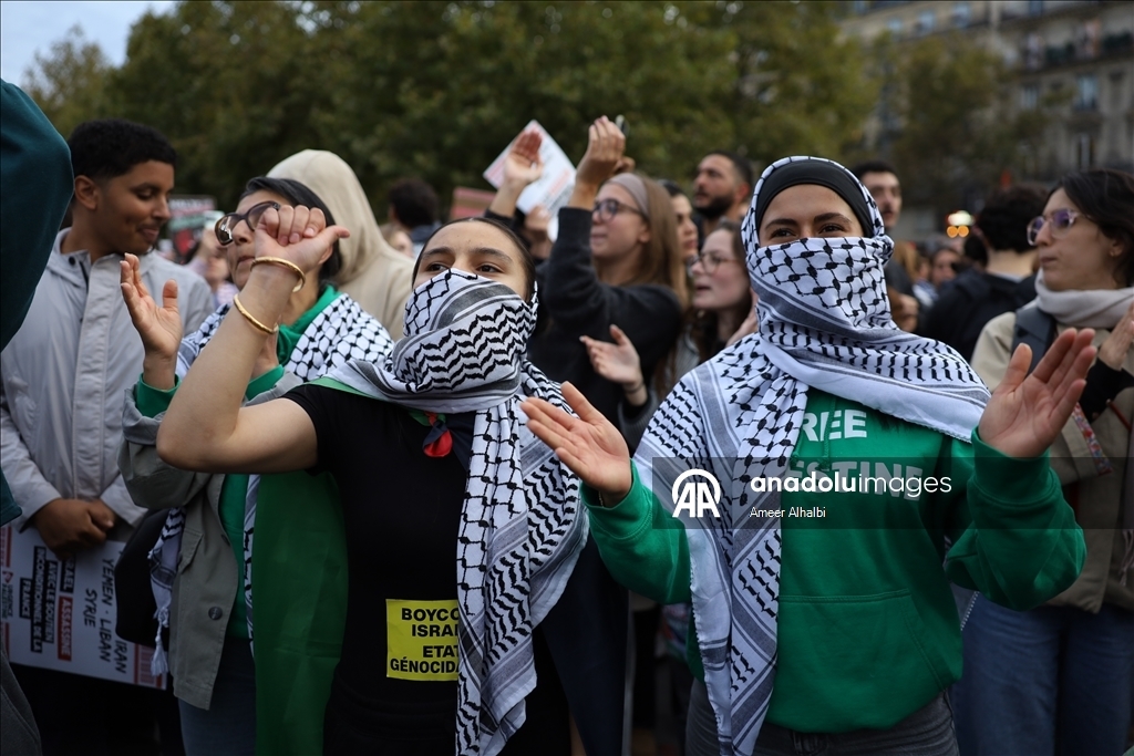 Продолжаются протесты против атаки Израиля на флотилию Global Sumud 1