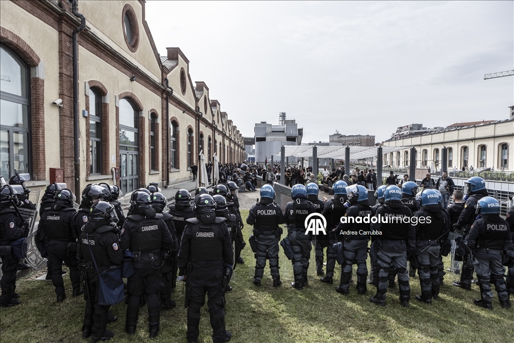 İtalya’da İsrail’in Küresel Sumud Filosu’na saldırısını protesto etmek üzere genel greve gidildi