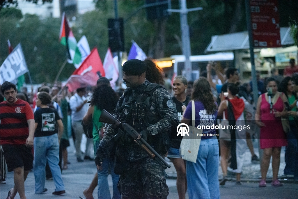 Protests against Israel's attacks on the Global Sumud Flotilla in Rio de Janeiro