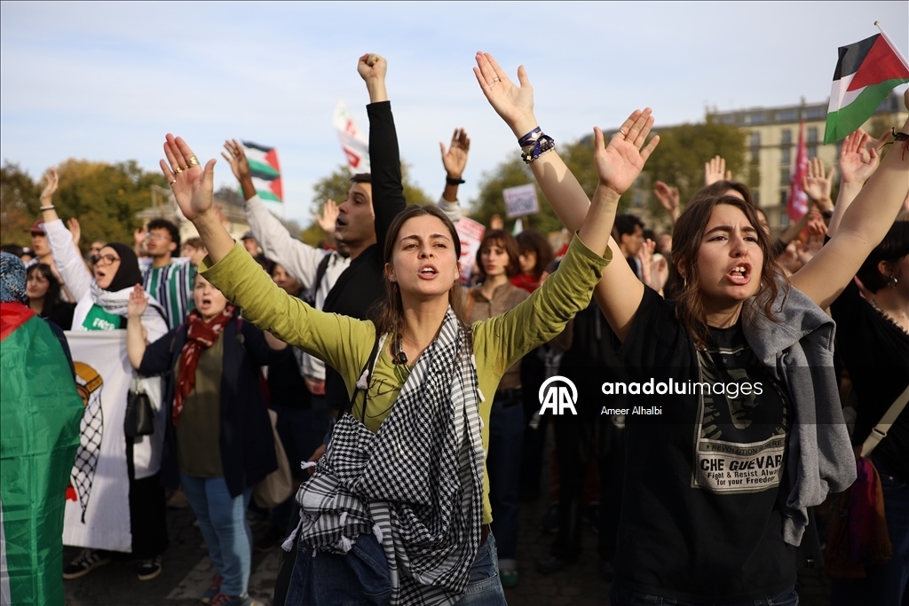 Продолжаются протесты против атаки Израиля на флотилию Global Sumud 27