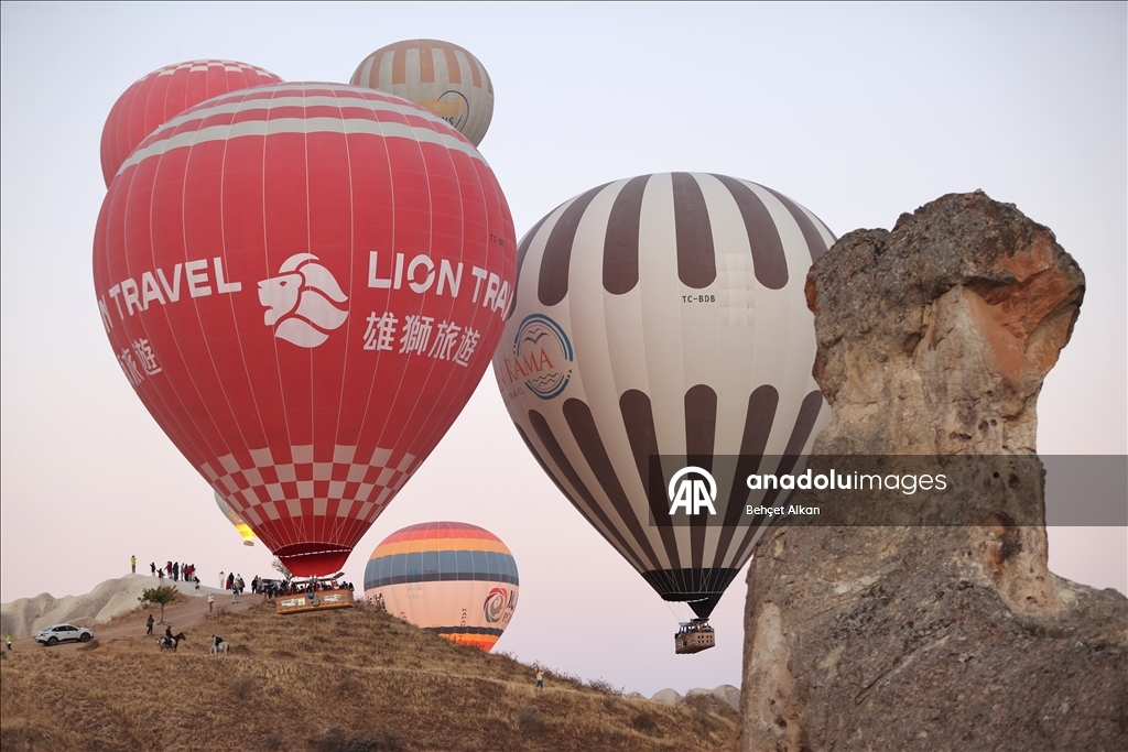 Chinese tourists flock to Cappadocia during "Golden Week" holiday
