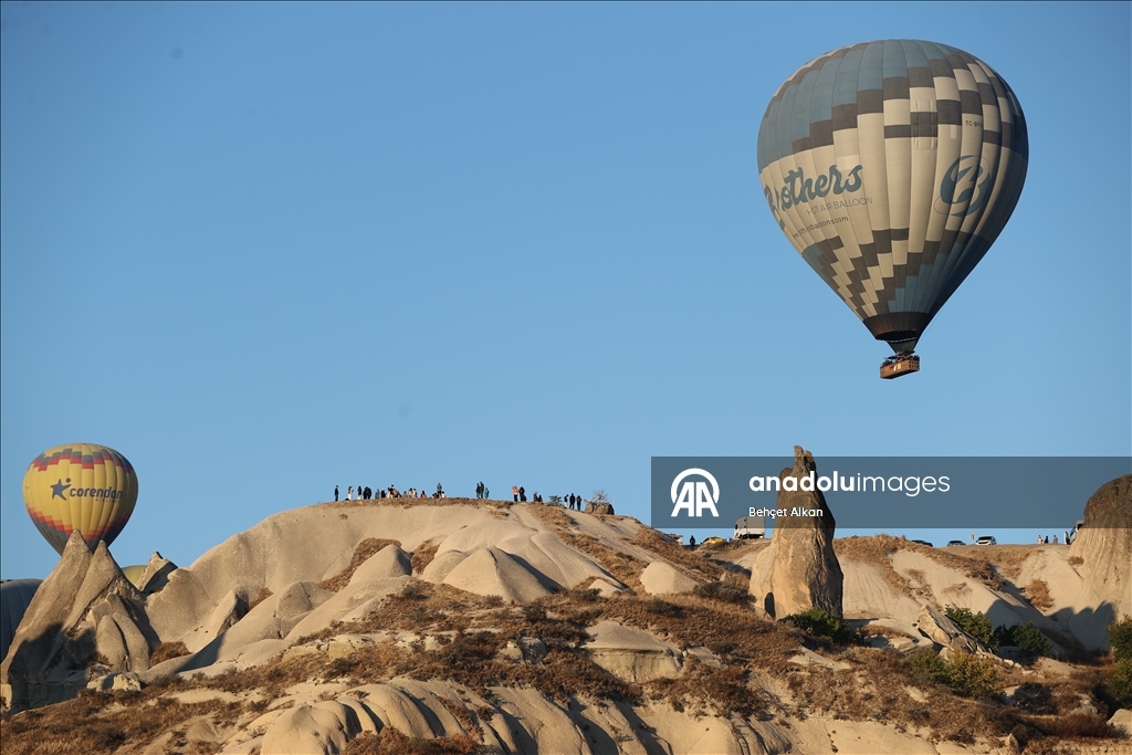 Chinese tourists flock to Cappadocia during "Golden Week" holiday