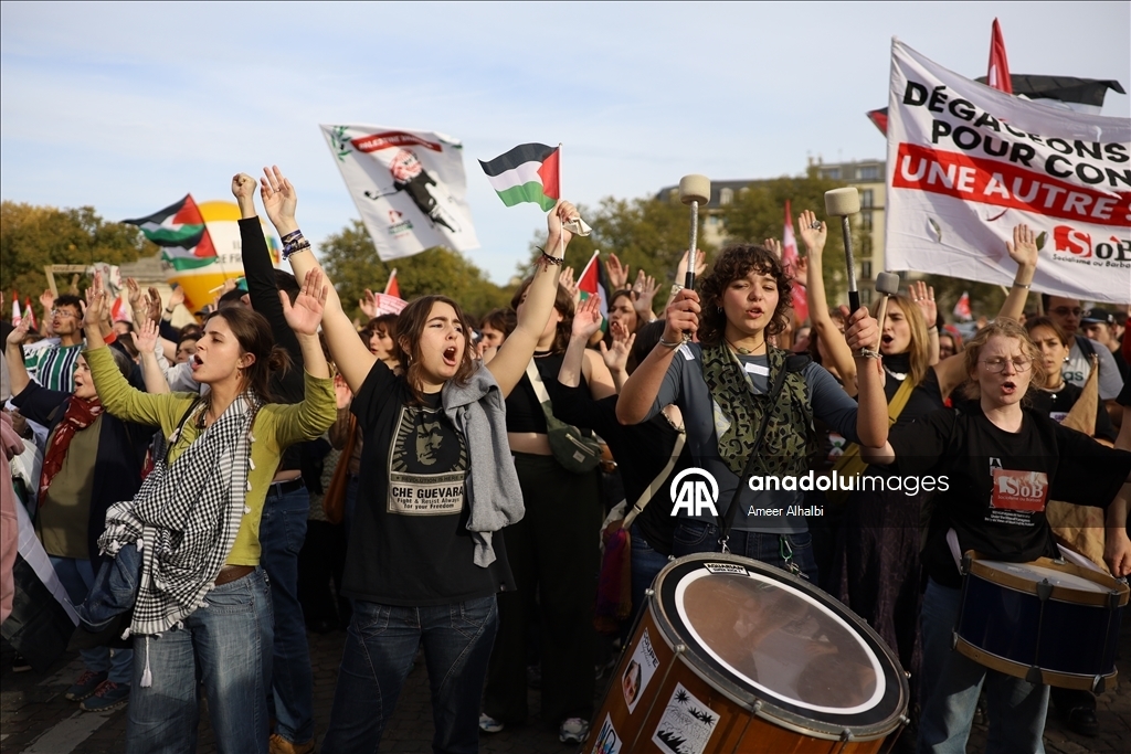 Продолжаются протесты против атаки Израиля на флотилию Global Sumud 26