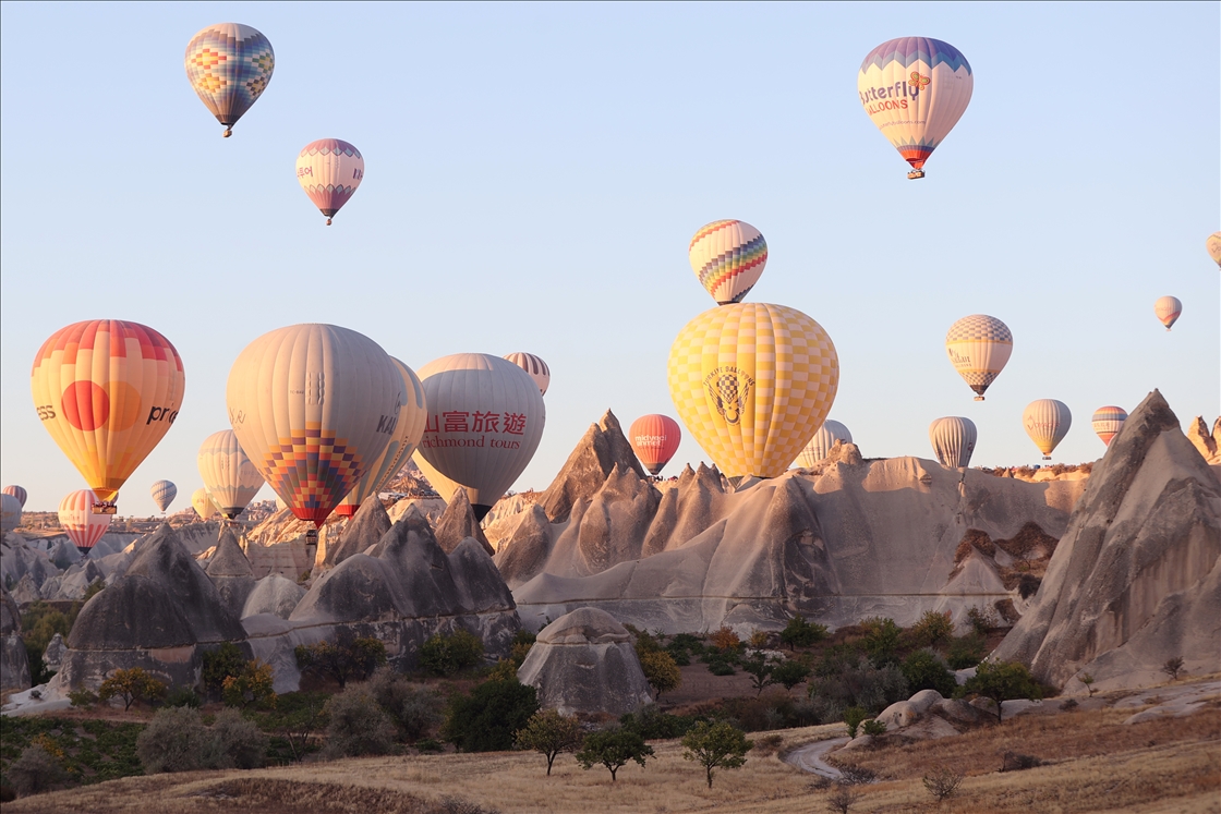 Chinese tourists flock to Cappadocia during "Golden Week" holiday