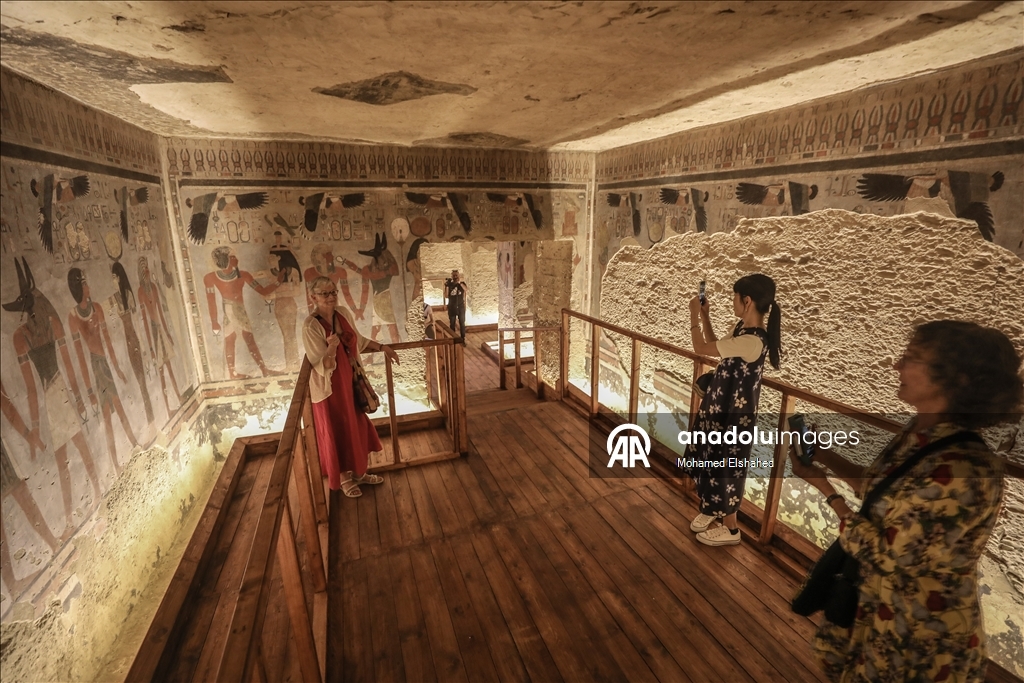 Mısır'da 226 yıl önce keşfedilen firavun mezarı, 20 yıllık restorasyonun ardından bugün yeniden açıldı
